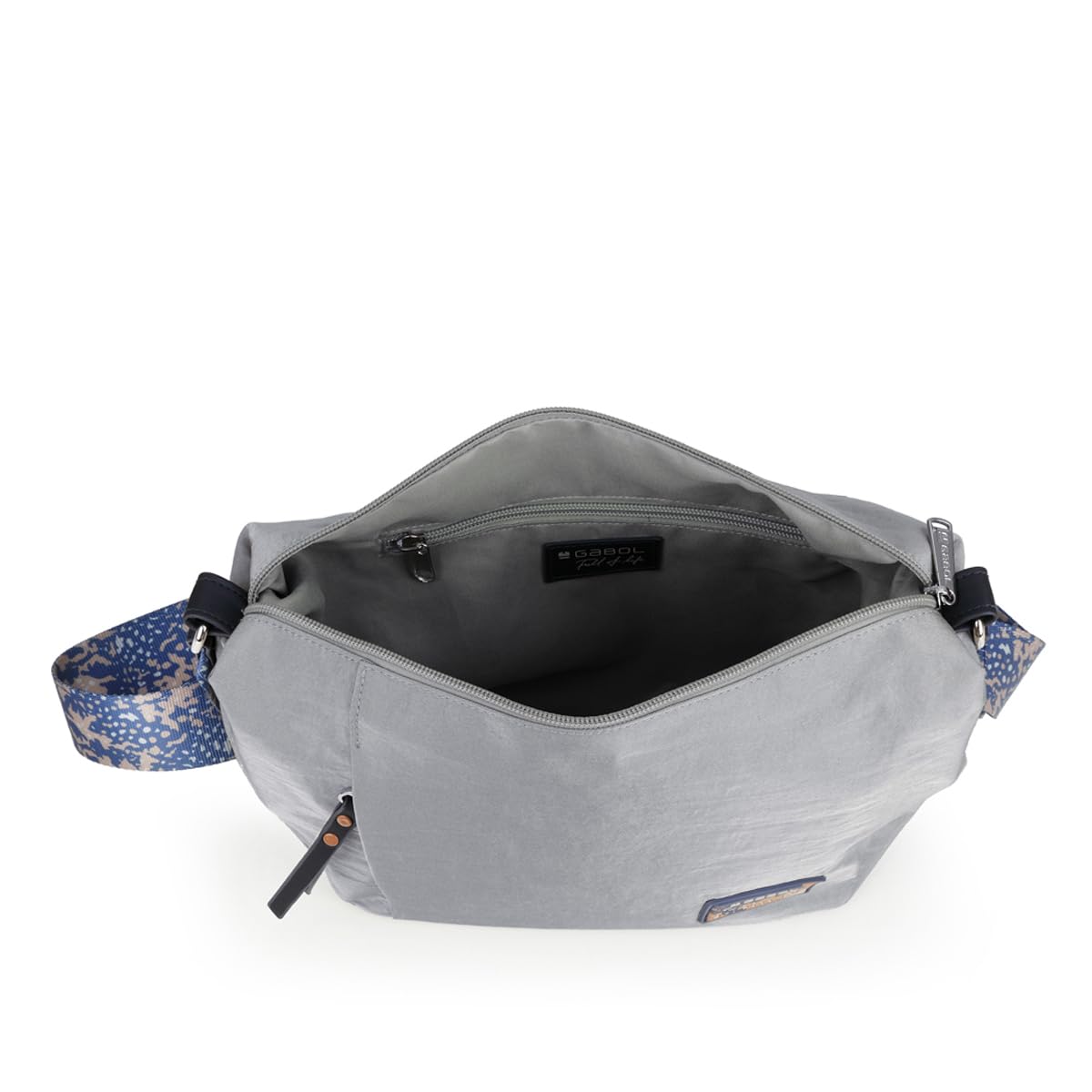 gabol-bolso-media-luna-luz-de-nylon-y-piel-sint-tica-gris image 4