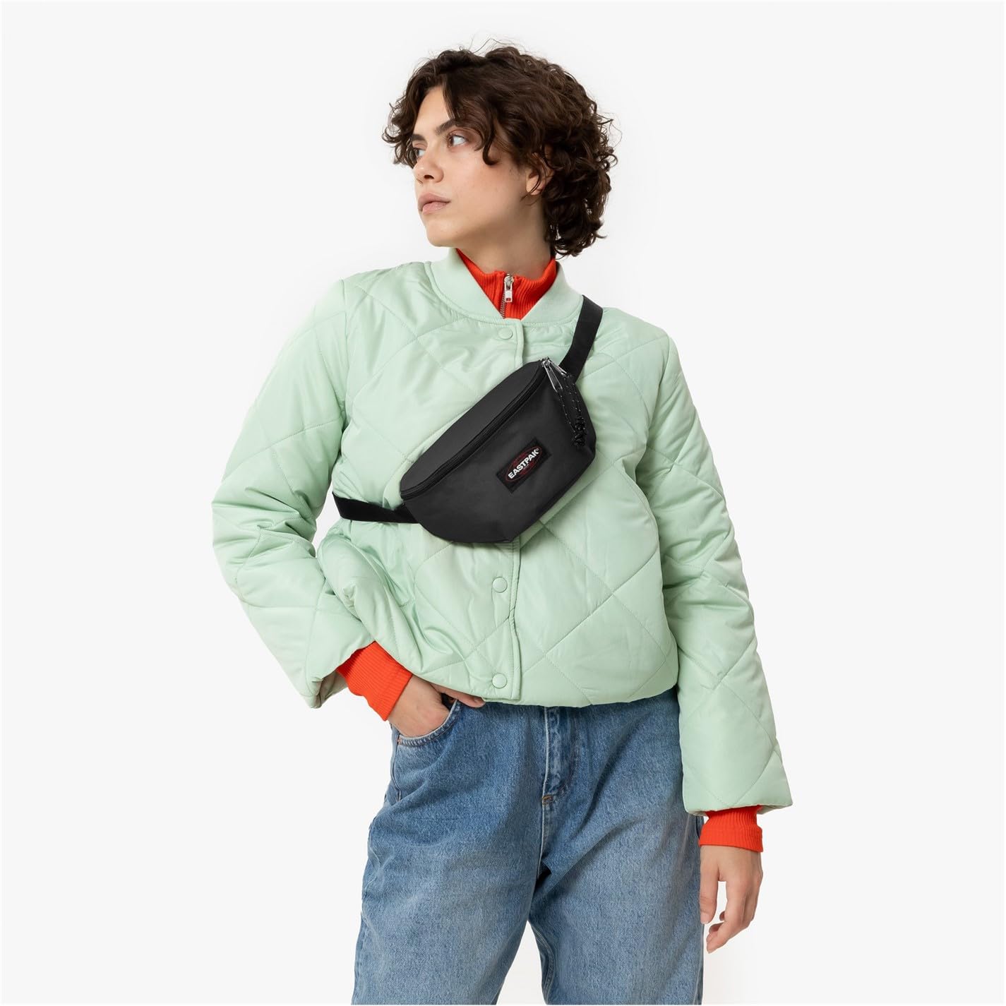 eastpak-springer-ri-onera-color-marine-23-cm-bolsillo-trasero-con-cremallera image 2