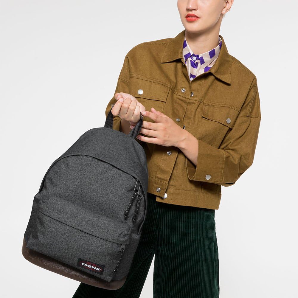 eastpak-wyoming-mochila-24-l-negro-con-bolsillo-externo-y-doble-cremallera image 2