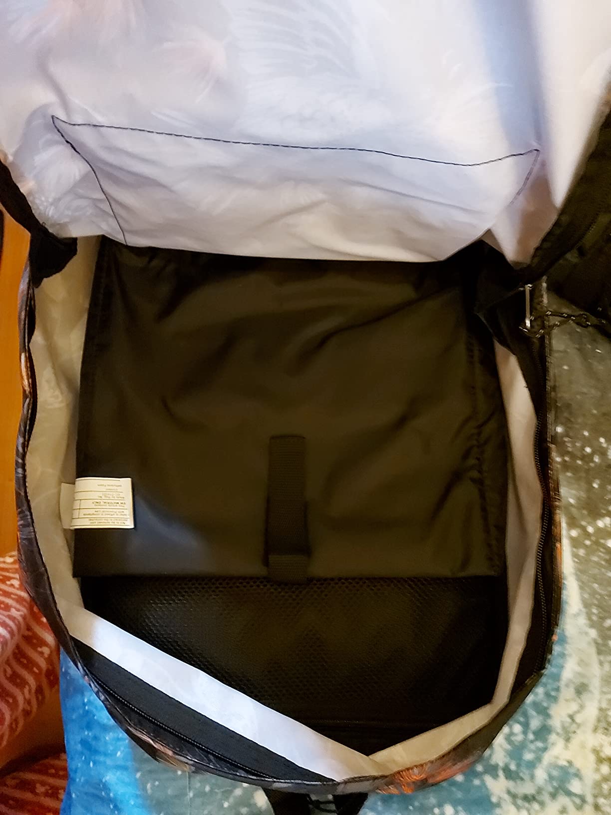 Buena mochila, pero ajustada