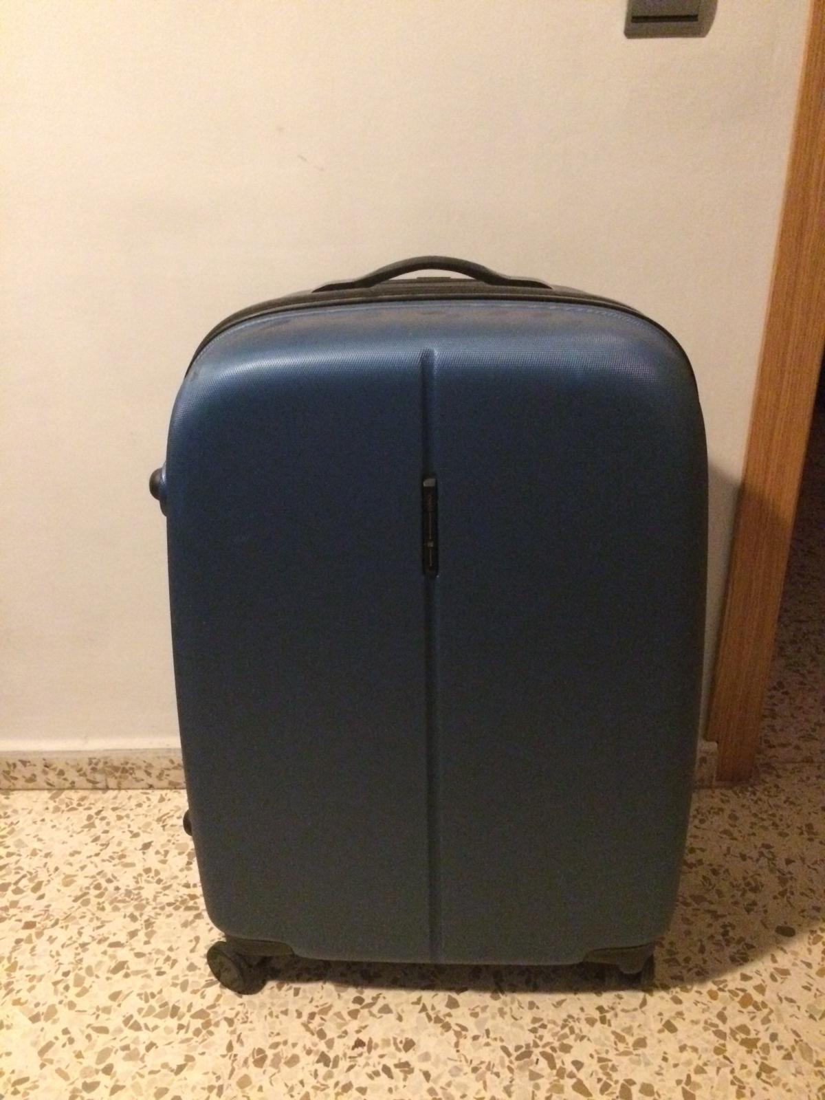 Muy buena maleta por el precio