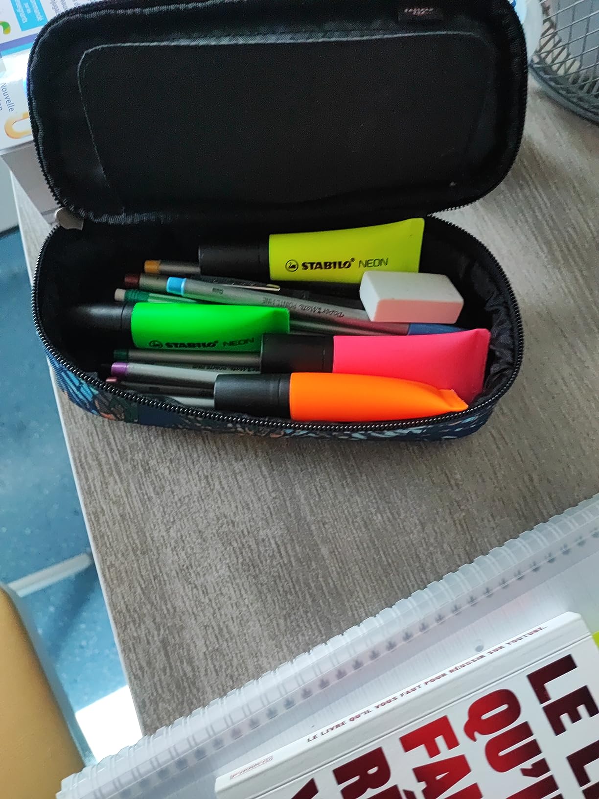 Buen estuche